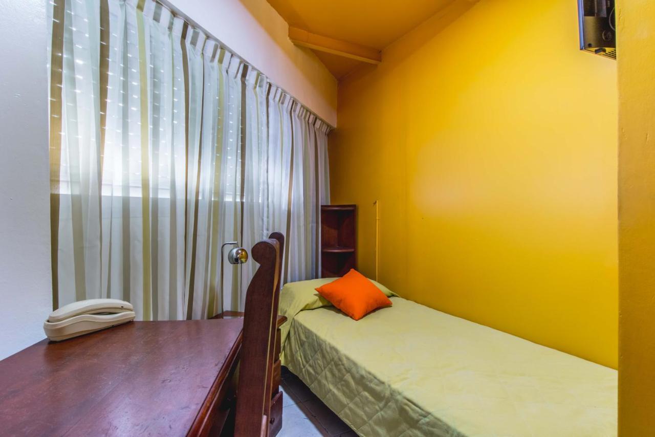 Master Hostel Borges Buenos Aires Exterior photo